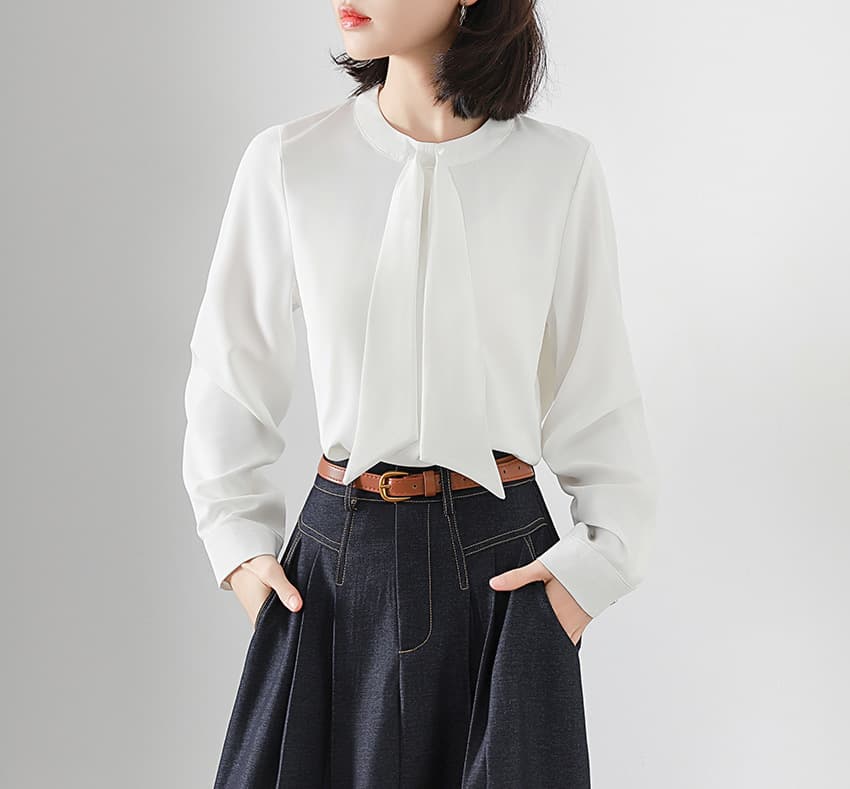 白ブラウス 優美なネクタイ風デザインブラウス