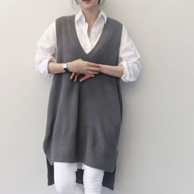 白ブラウス 洗練ゆったりシルエットチュニック